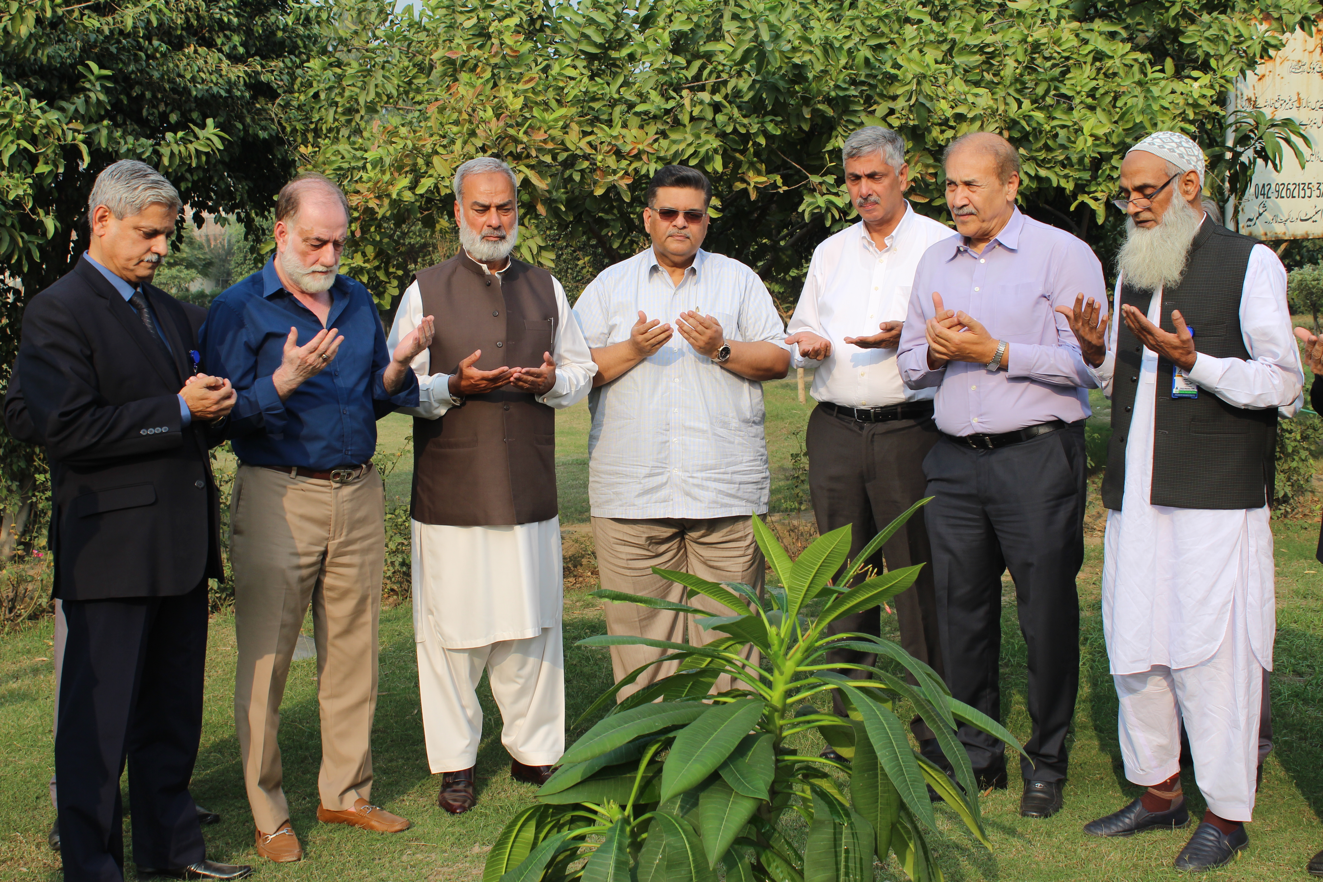 Prayer on Plantation
